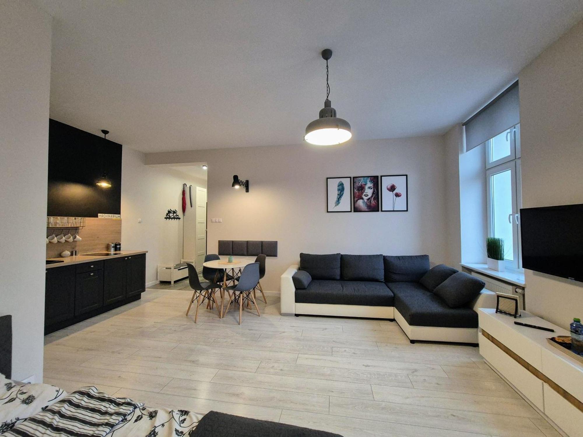 Charming Apartment In The City Centre, Lodz Eksteriør billede