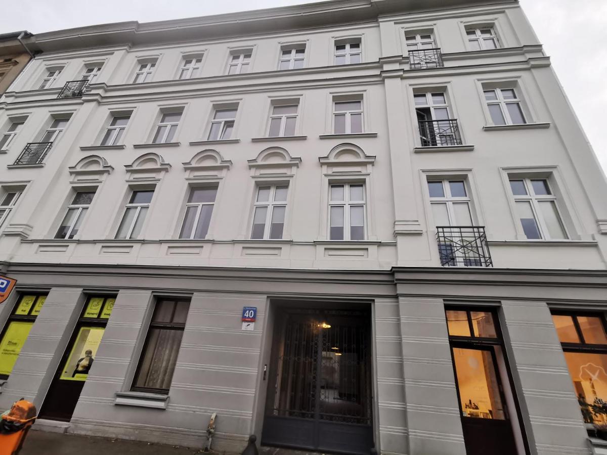 Charming Apartment In The City Centre, Lodz Eksteriør billede