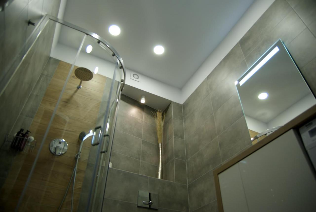 Charming Apartment In The City Centre, Lodz Eksteriør billede